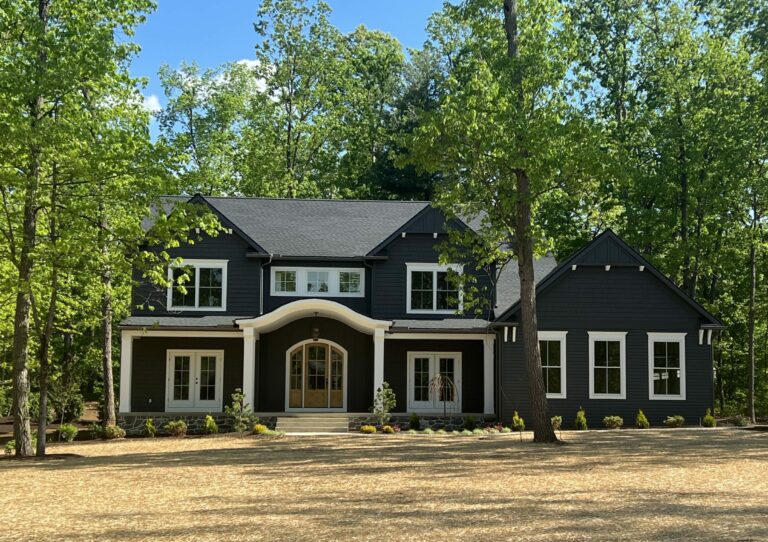 roofing contractor in Leola